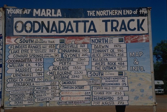 Entrance Oodnadatta Track at Marla